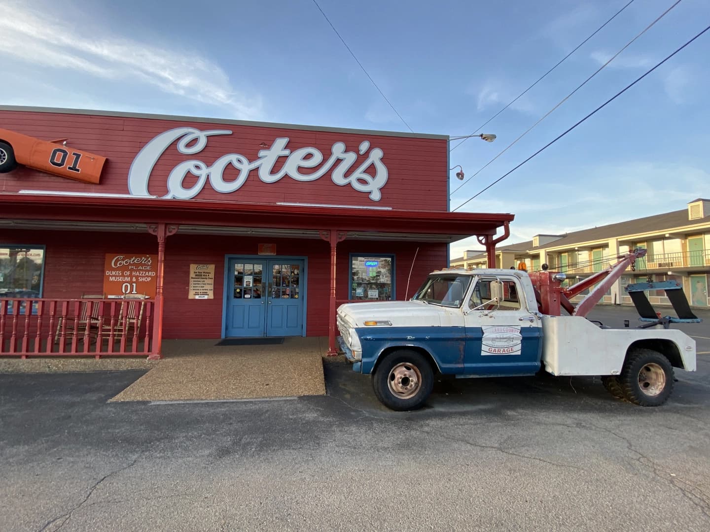 Cooter’s Museum and Store Nashville