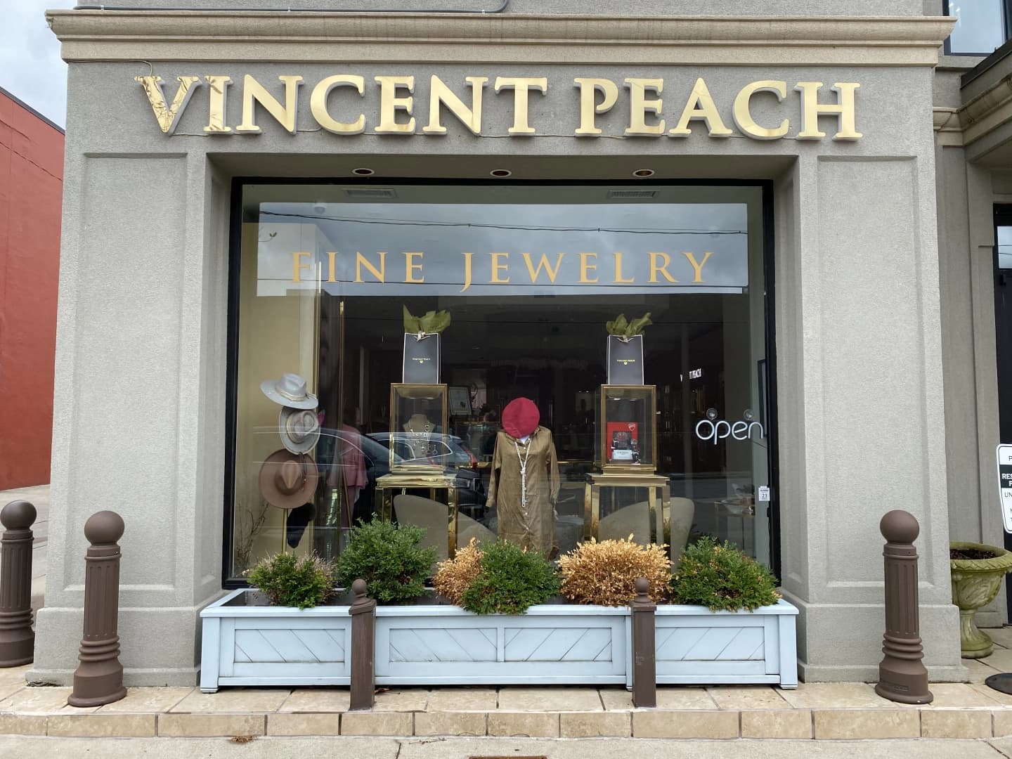 Vincent Peach Fine Jewelry